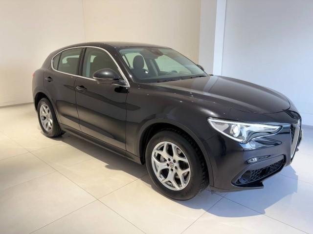 Alfa Romeo Stelvio 2.2 t Business Q4 190cv auto