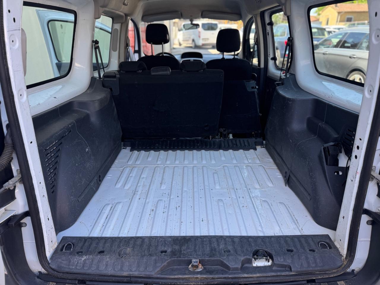 Renault Kangoo Maxi N1 5 posti autocarro