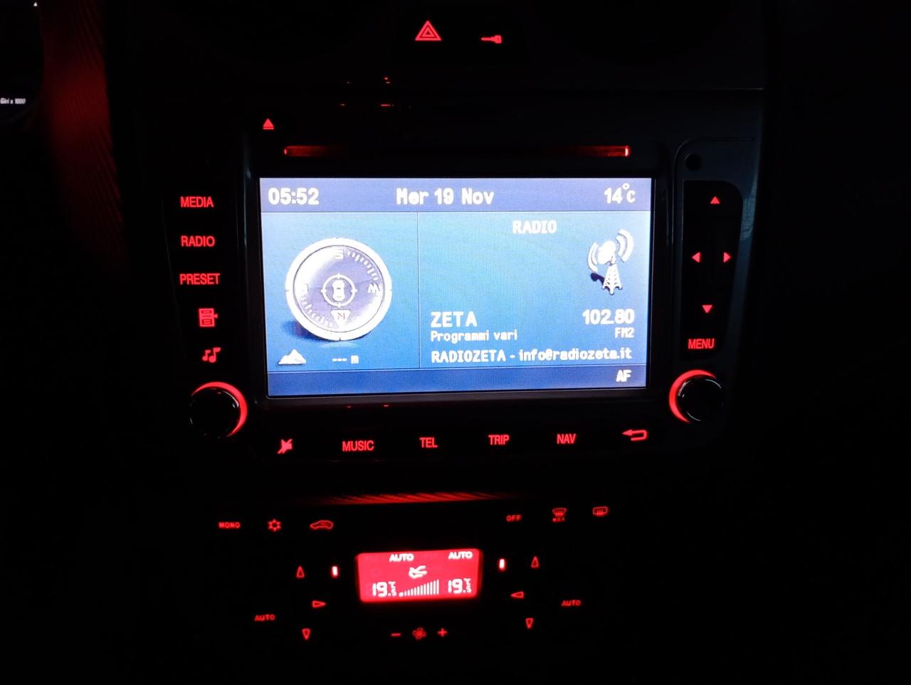 Alfa Romeo MiTo 1.4 Turbo 135 CV M.air S&S Distintive Sport Pack