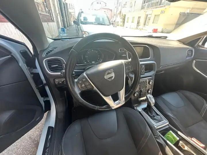 Volvo V40 D3 Geartronic Momentum