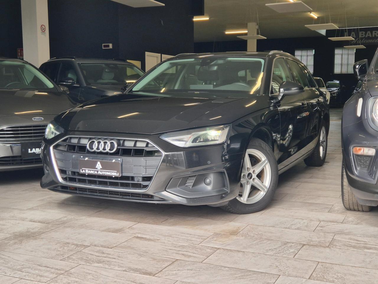Audi A4 30 TDI/136 CV S tronic Business Advanced