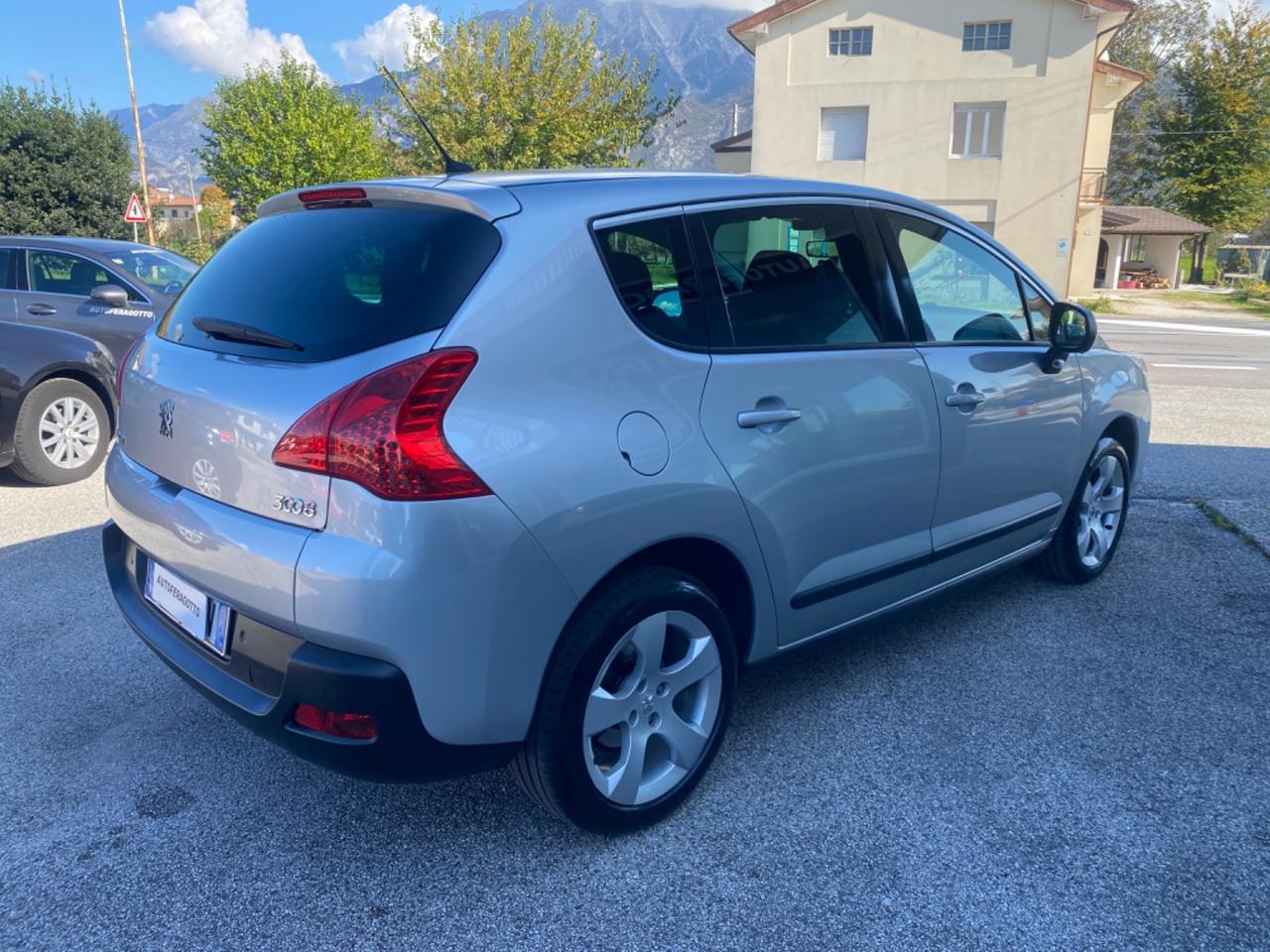 Peugeot 3008 1.6 HDi Gancio traino