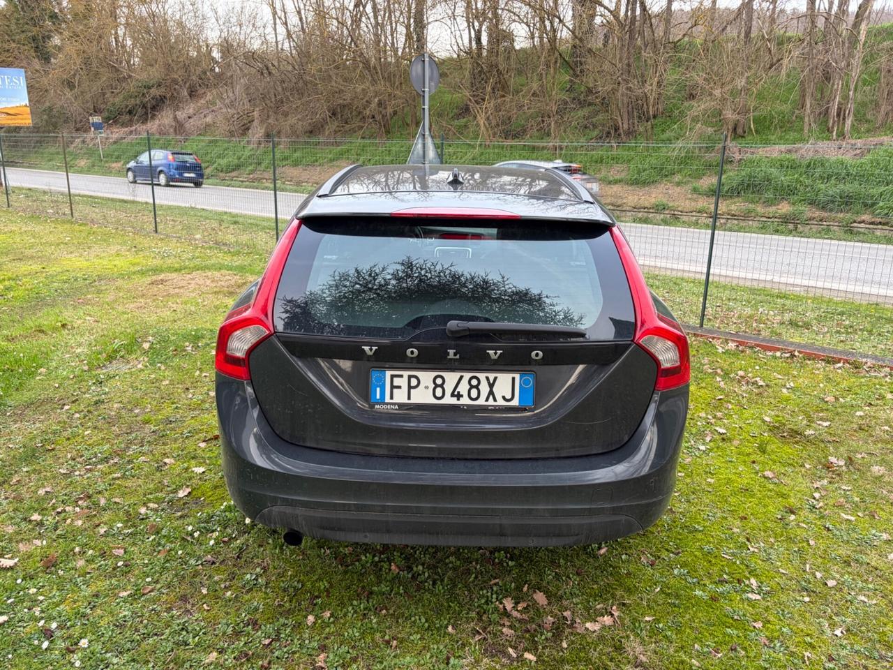 Volvo V60 D5 Geartronic Momentum
