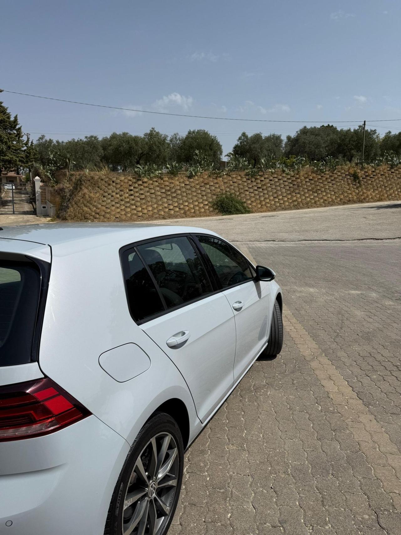 Volkswagen Golf 7.5 1.6 TDI 5p. HIGHLINE2018