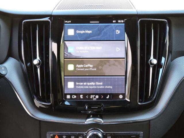 VOLVO XC60 B5 AWD automatico Plus Dark Aziendale