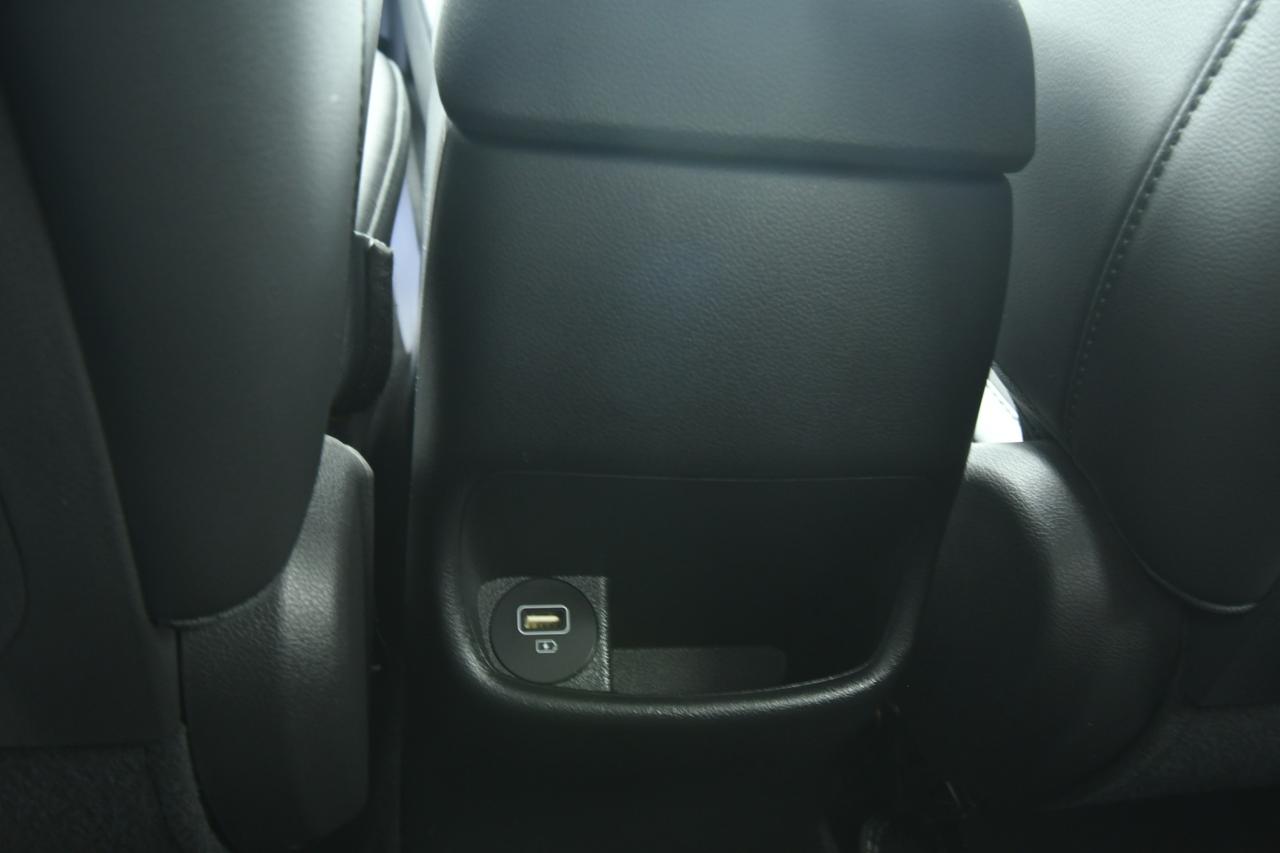 HYUNDAI Kona 64 kWh EV Xclass FULL LED+ACC+HEAD-UP+CAMERA+APP CONNECT