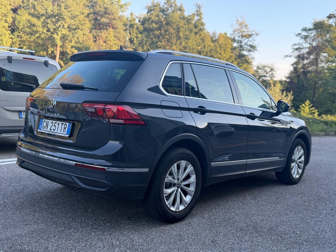 Volkswagen Tiguan 2.0 TDI 150 CV SCR*Automatik*Telecamera 360*