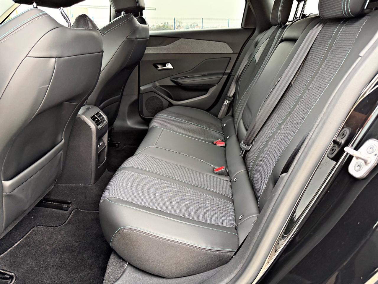 Peugeot 308 BlueHDi 130 S&S EAT8 SW Allure Pack