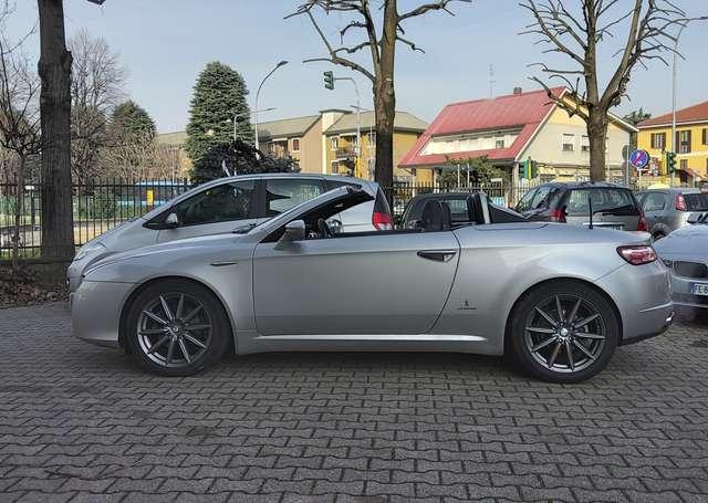 Alfa Romeo Spider 2.2 jts