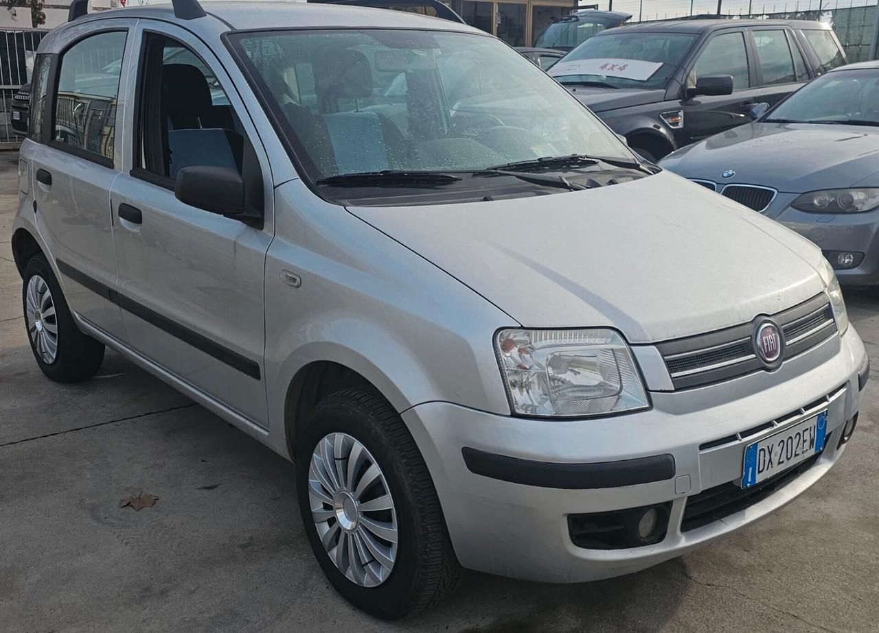 FIAT PANDA 1.2 NATURAL POWER GUIDABILE DA NEOPATENTATI