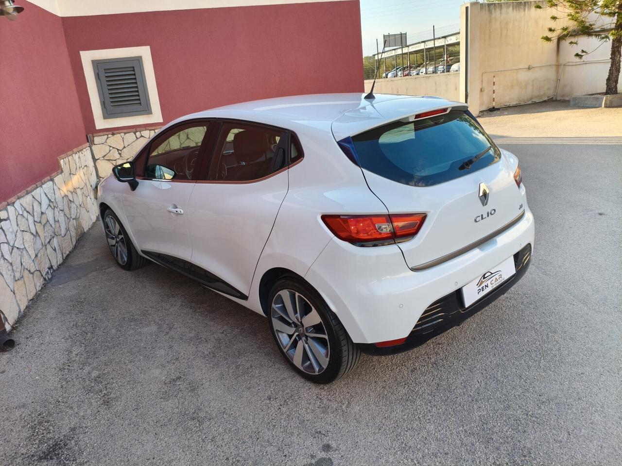 Renault Clio 1.5 dCi 8V 75CV 5 porte Costume National