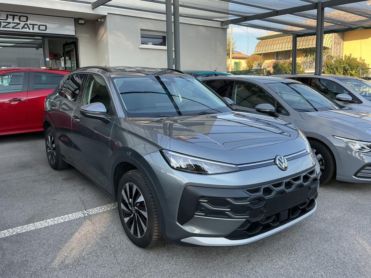 Volkswagen T-Roc 1.5 eTSI ACT DSG Life - km 22.000