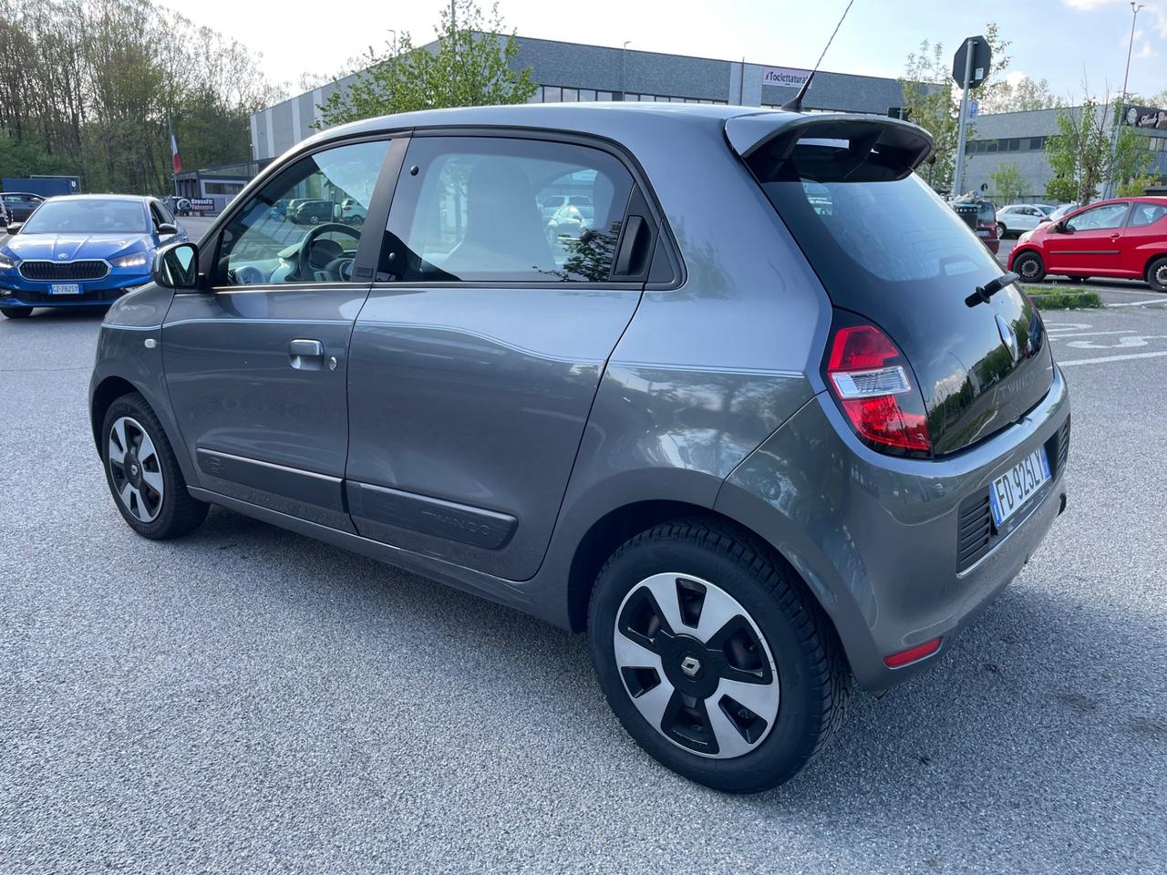 Renault Twingo SCe Lovely*neo patentati *