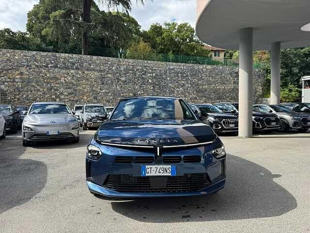 Lancia Ypsilon Hybrid e-DCT Edizione Cassina
