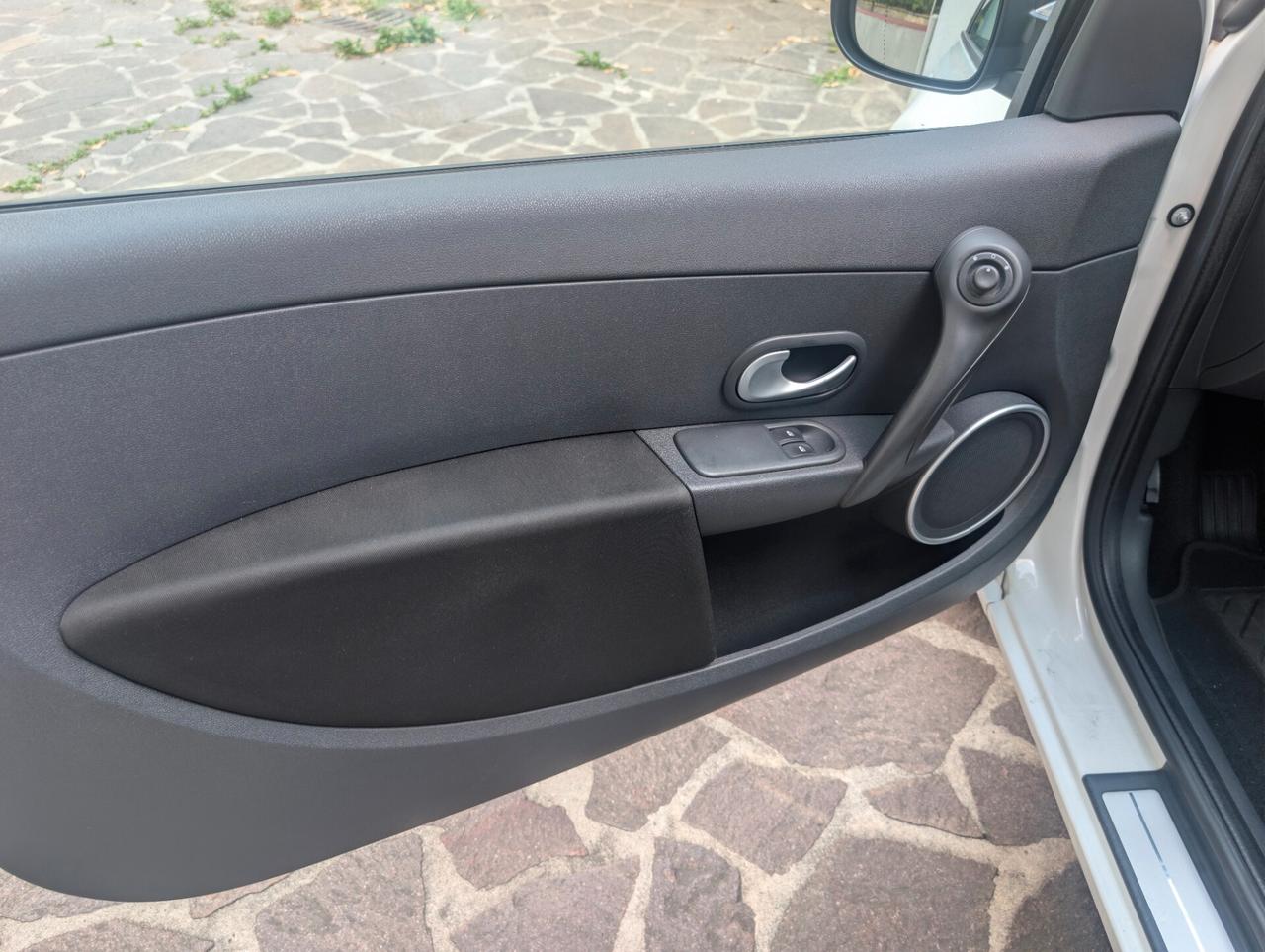 Renault Clio 1.2 16V 3 porte 20th Anniversario