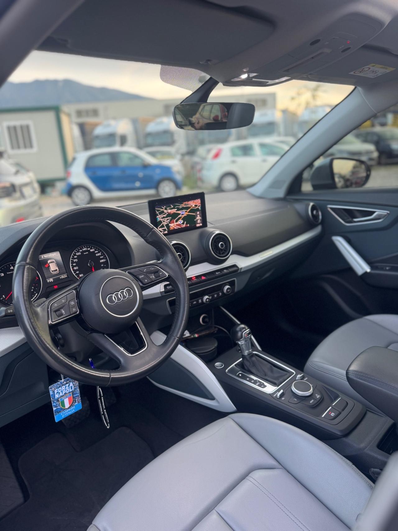 Audi Q2 1.6 TDI S tronic full tetto pelle navi