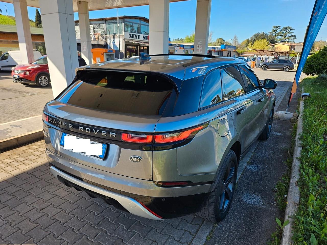 Land Rover Range Rover Velar Range Rover Velar 2.0D I4 240 CV R-Dynamic HSE BELLISSIMO!!! TETTO PANORAMA APRIBILE, FULL FULL!!!!!!