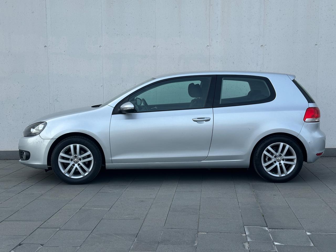 Volkswagen Golf 1.6 3p. Comfortline