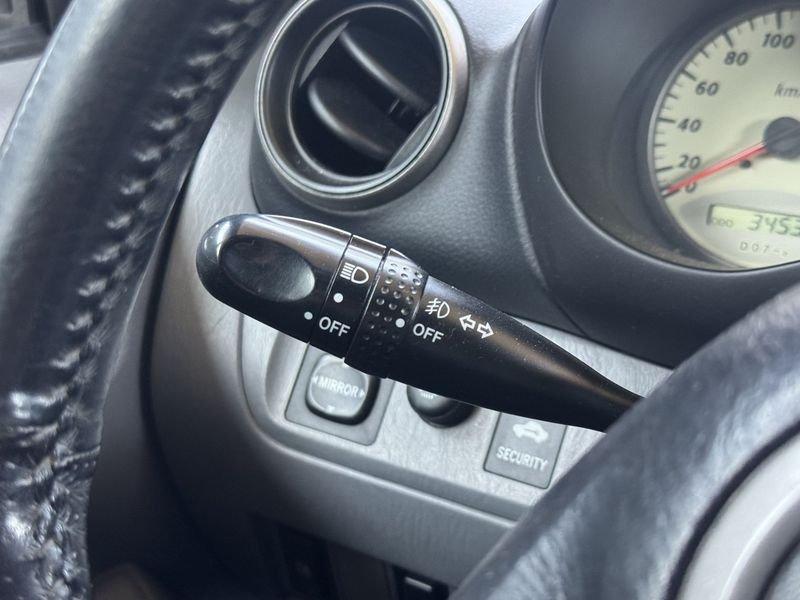 Toyota RAV4 5p 2.0 d-4d 16v ASI KIT RIALZO +4CM LUCI LED PORTAPACCHI