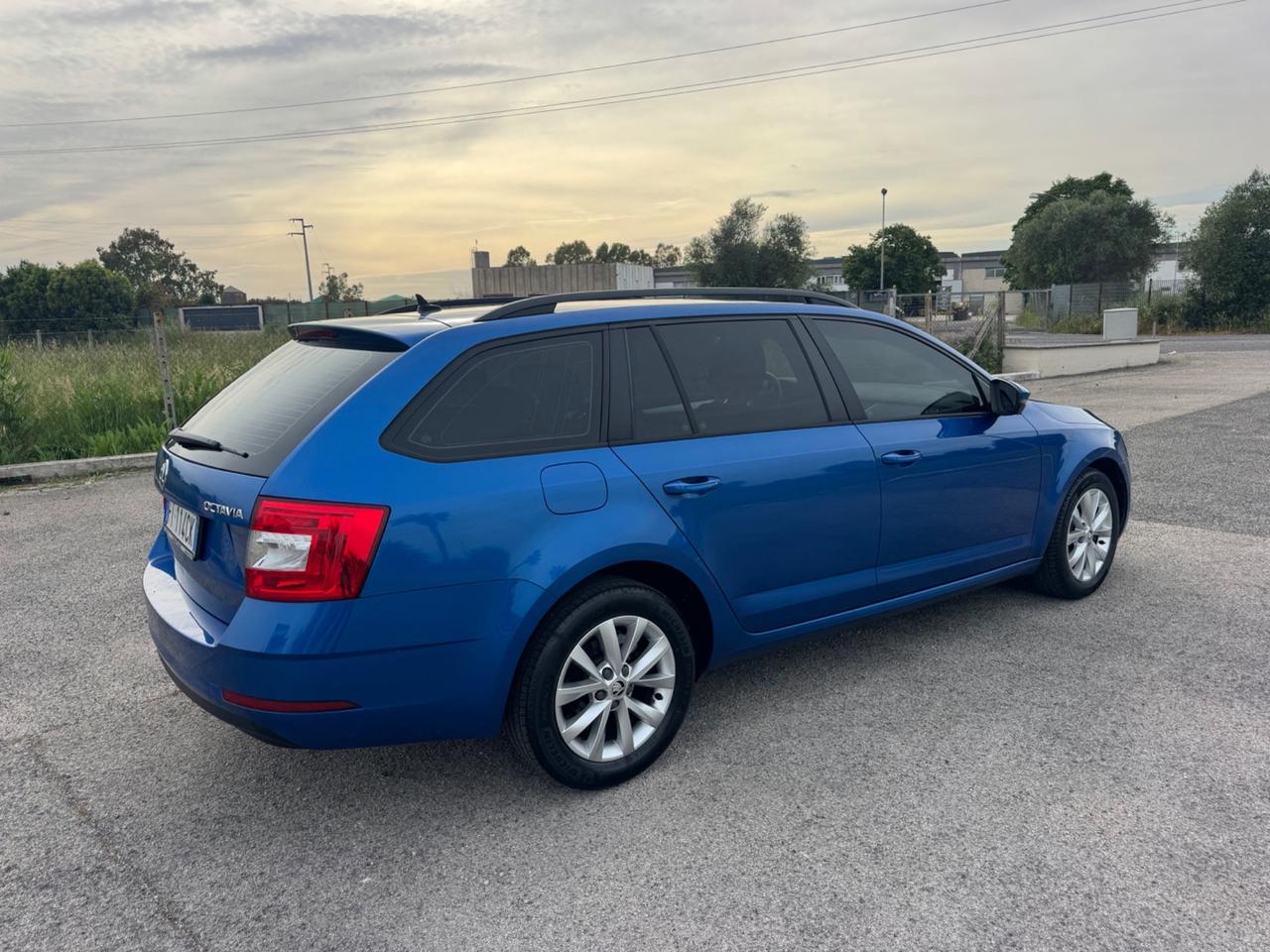 Skoda Octavia 1.6 TDI SCR 115 CV DSG Wagon Executive