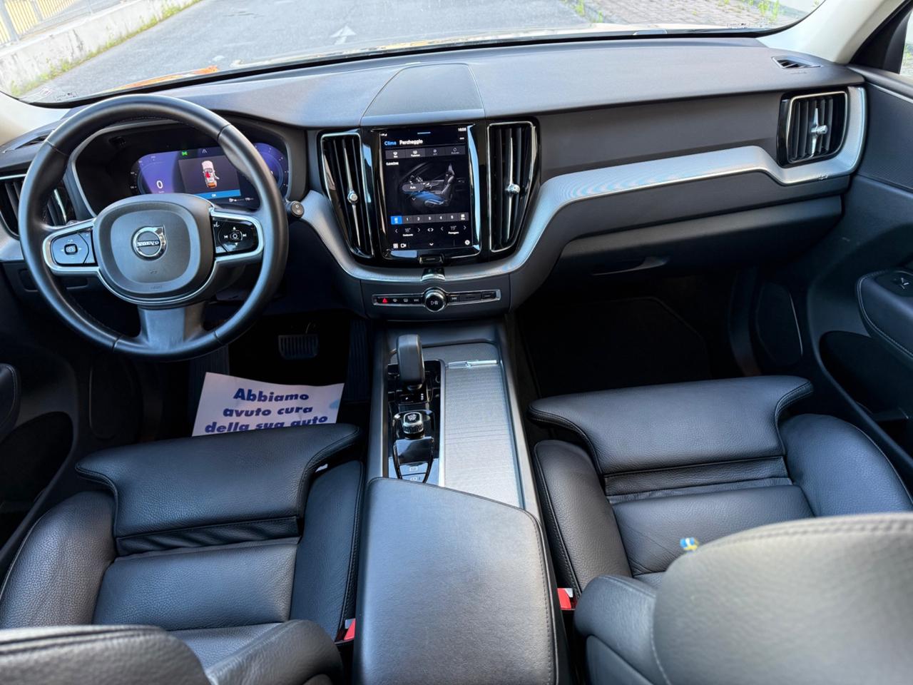 Volvo XC 60 XC60 B4 (d) automatico Plus Dark 2022