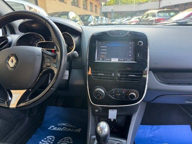 RENAULT Clio 1.2 75CV 5 porte Costume National