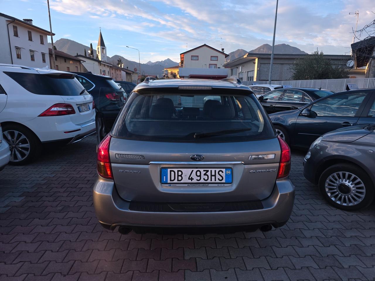 Subaru OUTBACK 3.0R 24V AT ZN