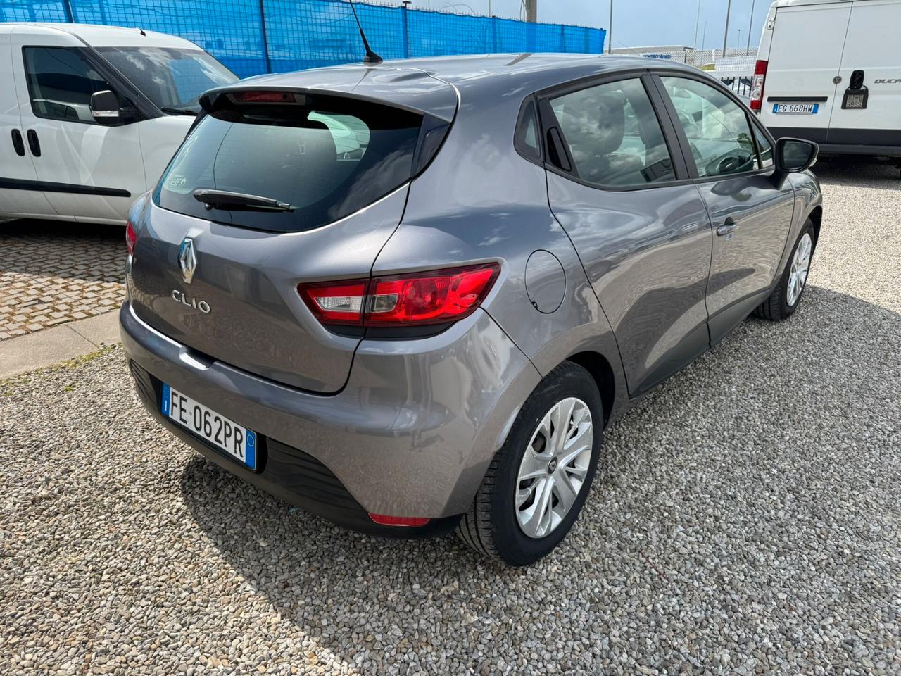 Renault Clio 1.2 75CV GPL 5 porte Authentique NEOPATENTATI