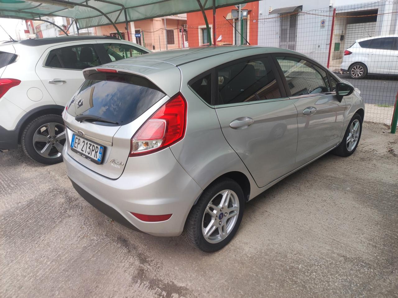 Ford Fiesta 1.5 TDCi 75CV 5 porte Titanium