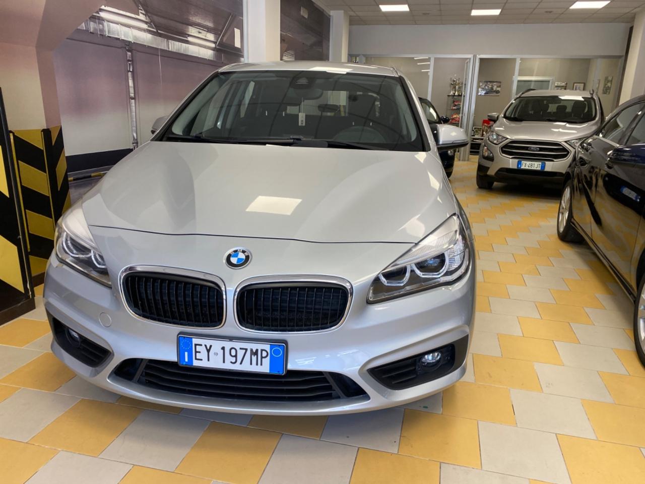 Bmw 2er Active Tourer 218d Active Tourer Sport
