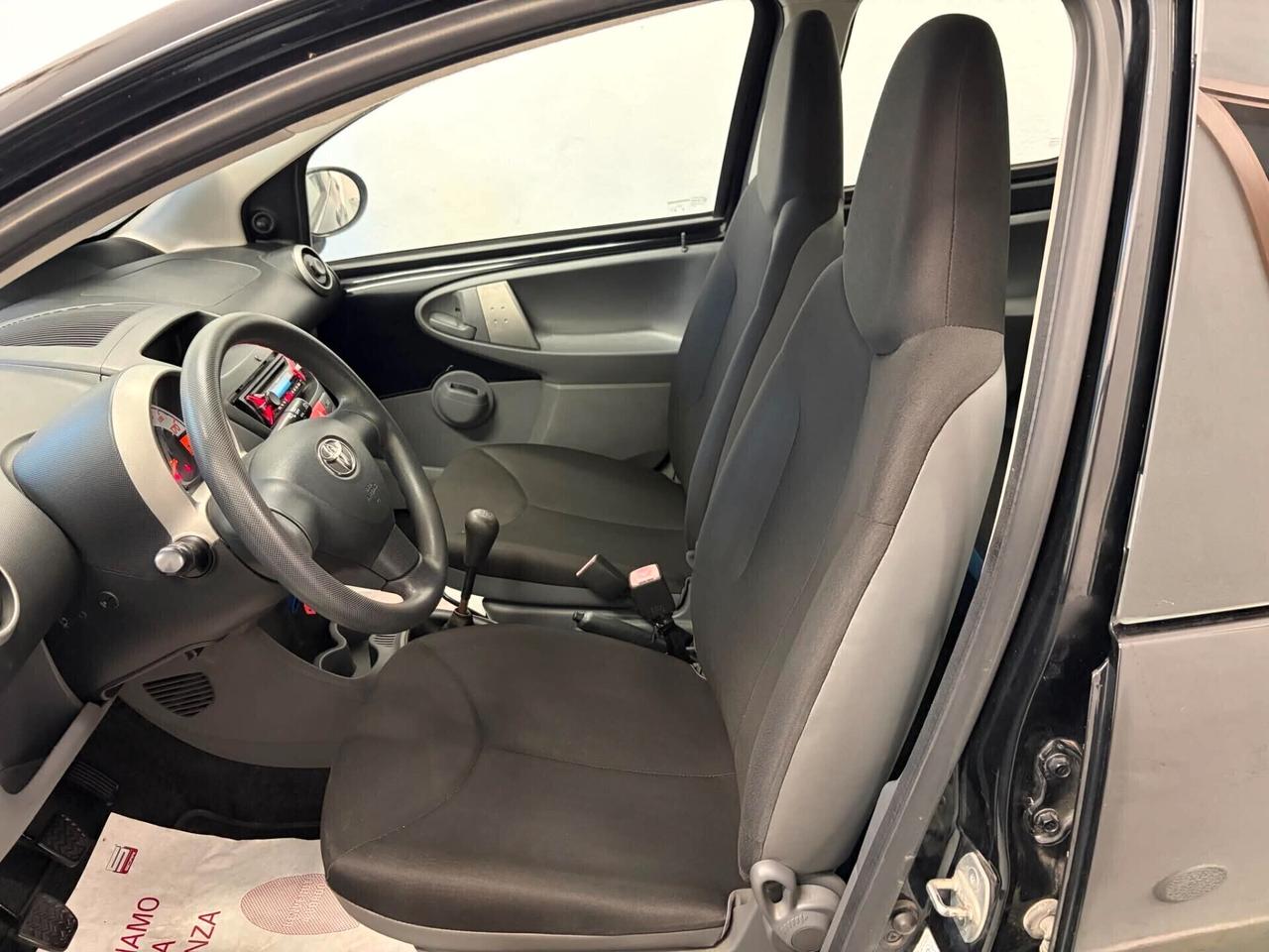 Toyota Aygo 1.0 68Cv 74.000KM 12 MESI DI GARANZIA