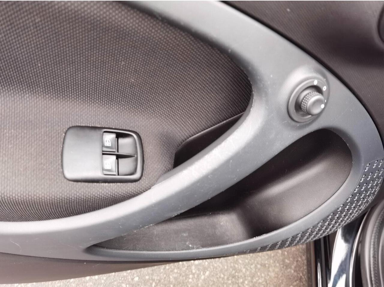 Smart ForFour 70 1.0 Passion C Manuale Cabriolet Navigatore