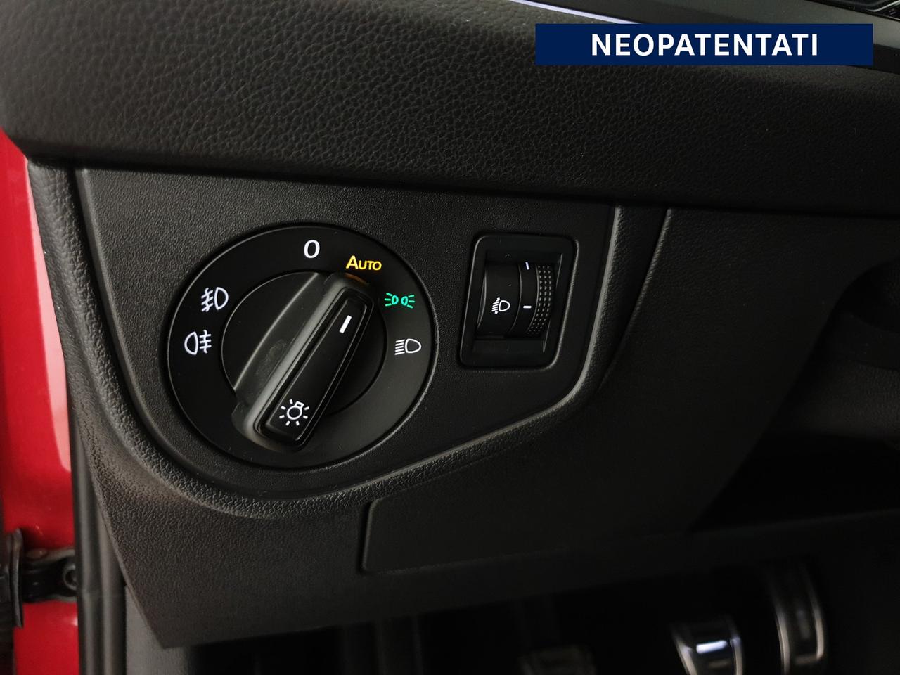 Volkswagen Taigo 1.0 tsi r-line 110cv