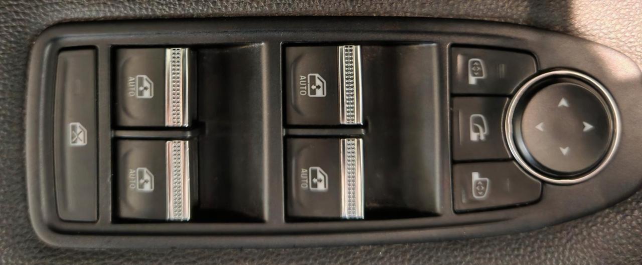 Renault Captur Plug-in Hybrid E-Tech 160 CV Intens