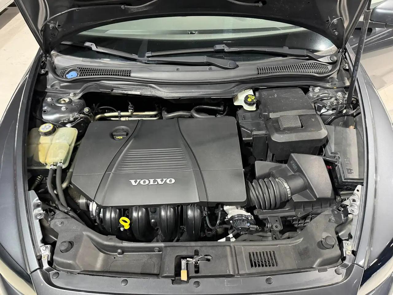 Volvo C30 2.0 Momentum 145cv