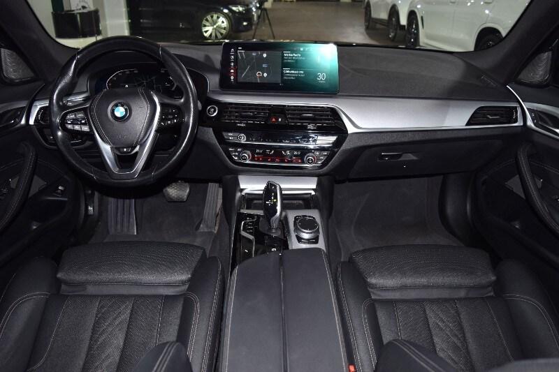 BMW Serie 5(G30/31/F90) 530d Touring Luxury