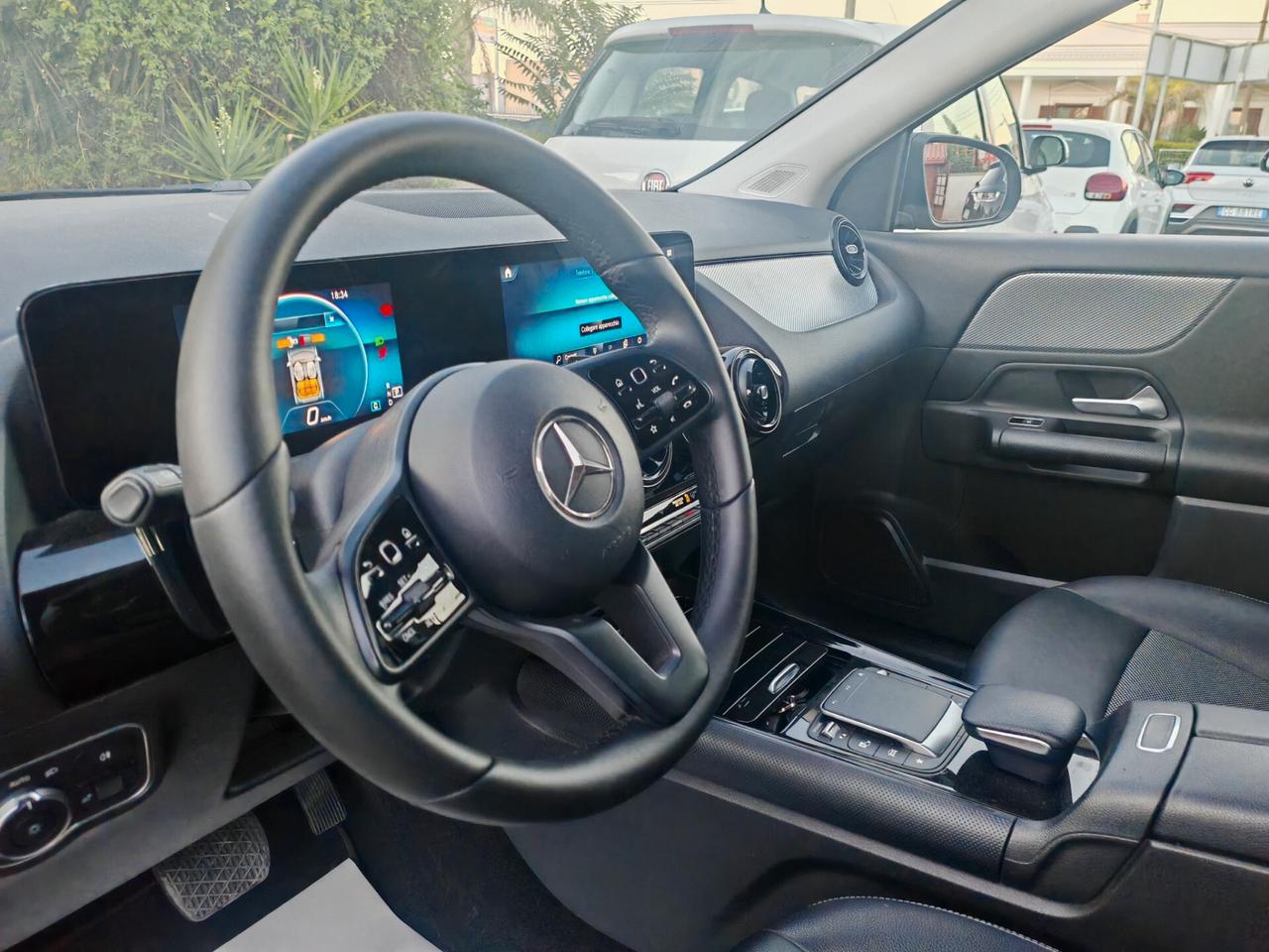 Mercedes-benz GLA 180d navig cam led 2022