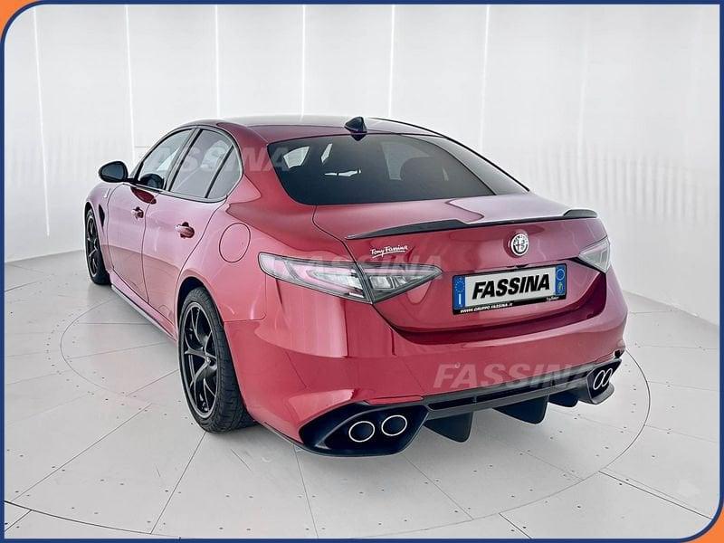 Alfa Romeo Giulia 2.9 T V6 AT8 Quadrifoglio