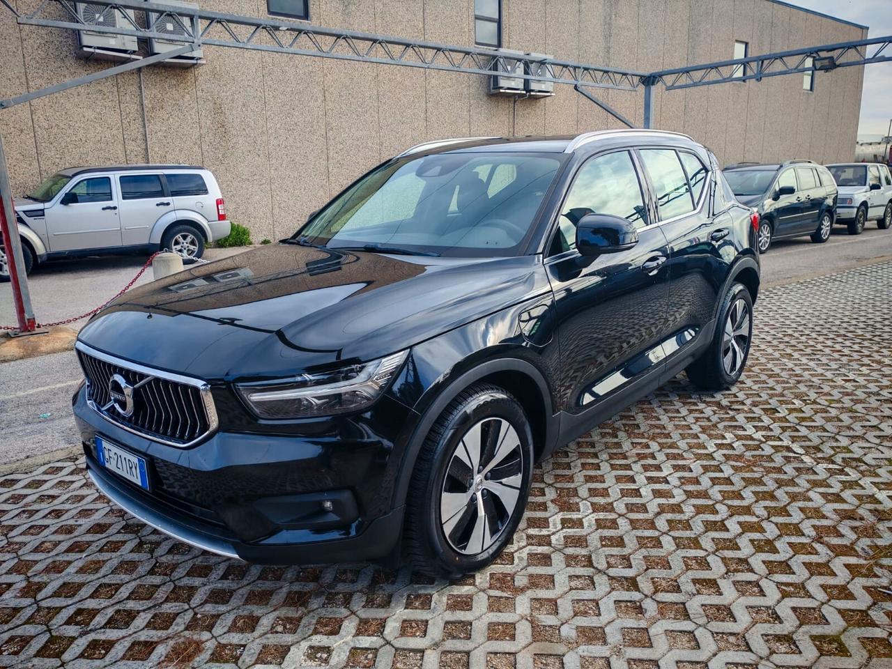 Volvo XC40 T4 Recharge Plug-in Hybrid R-design