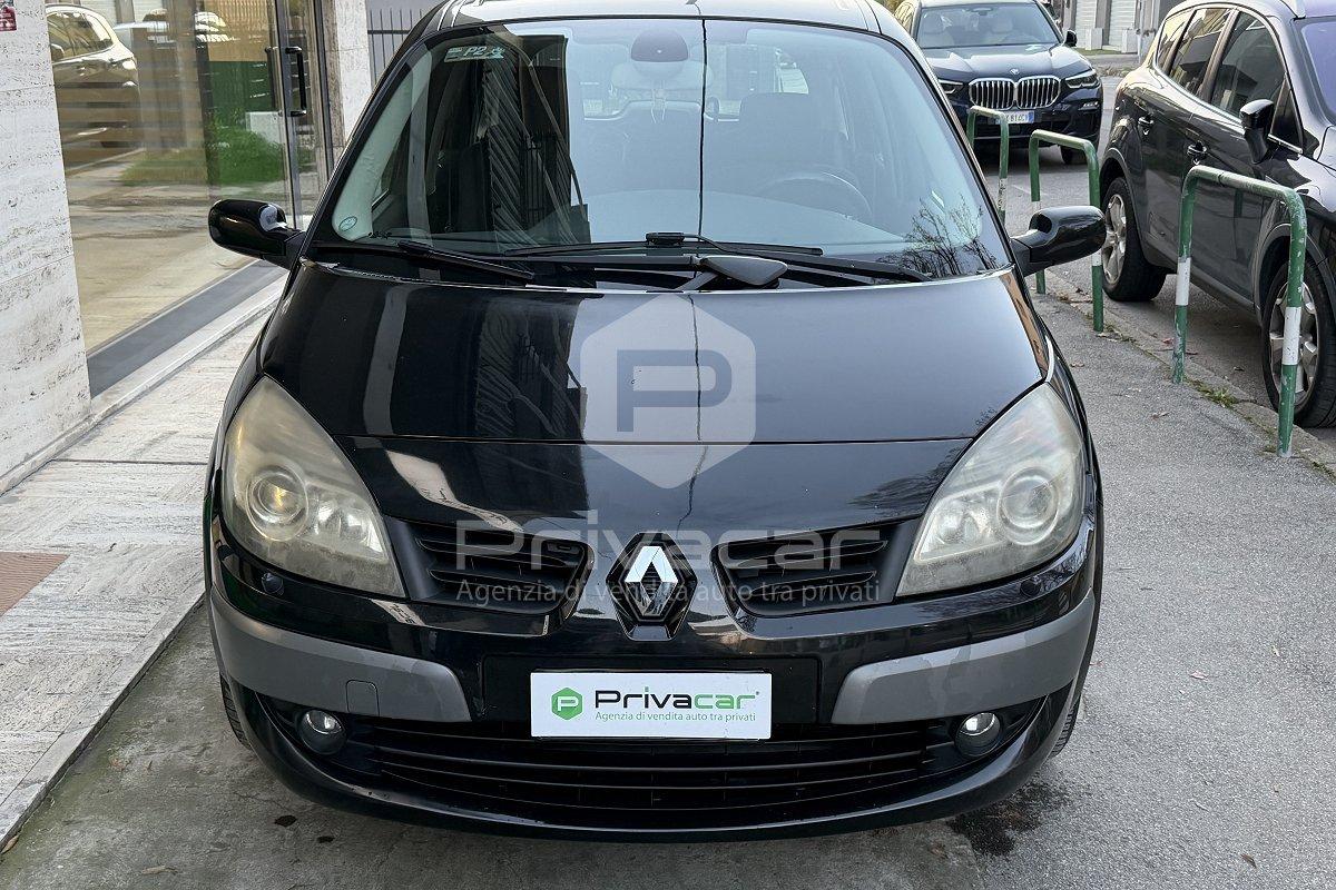 RENAULT Grand Scénic 1.6 16V Dynamique