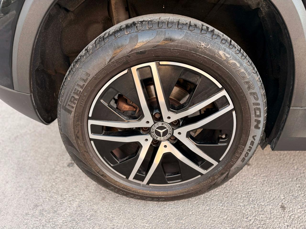 Mercedes-benz GLA 200 d Automatic Sport Plus TOTAL BLACK