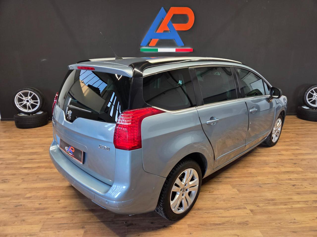 Peugeot 5008 5008 1.6 hdi 16v Business fap