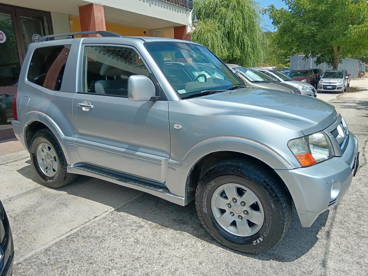 Mitsubishi Pajero 2.5 TDI 115CV 3 PORTE 4X4