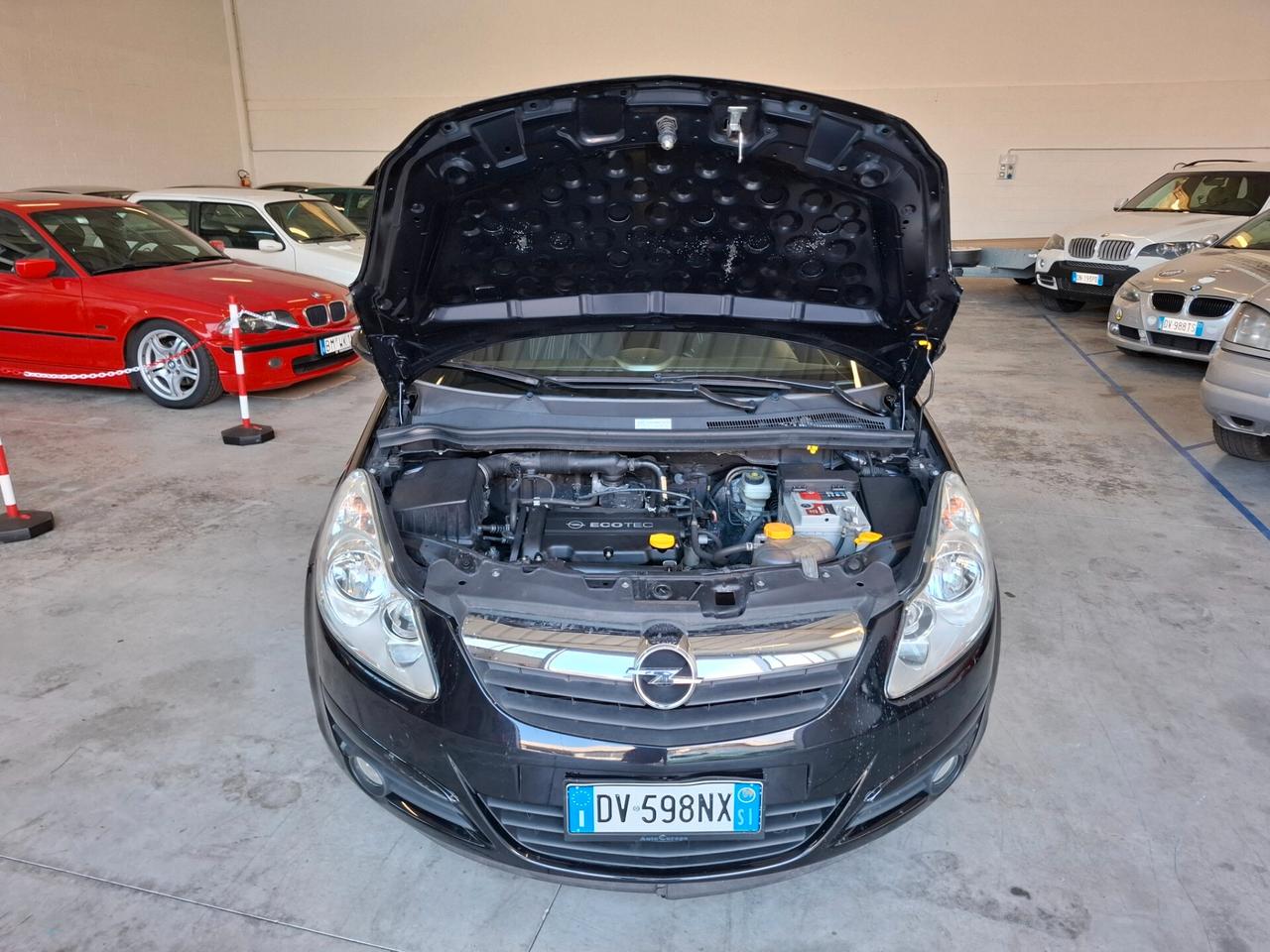 Opel Corsa 1.2 3 porte Sport