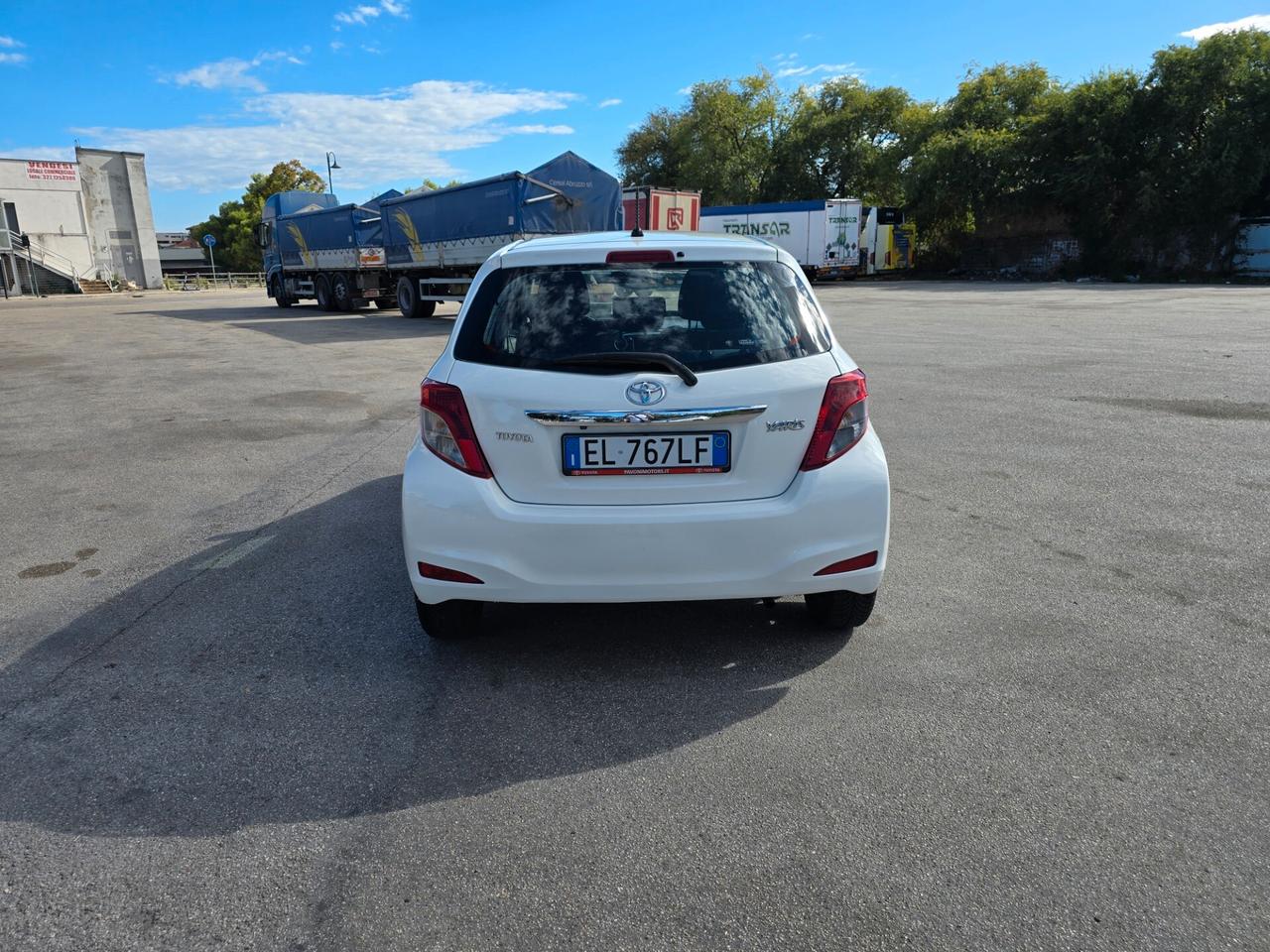 Toyota Yaris 1.0 5 porte