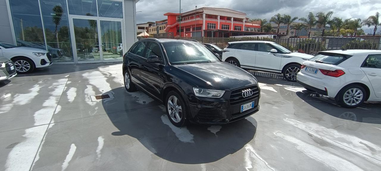 Audi Q3 2.0 TDI 150 CV STRONIC TETTO PANORAMICO