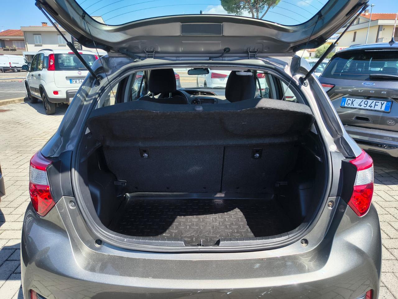 Toyota Yaris 1.5 Hybrid 5 porte *PREZZO REALE*