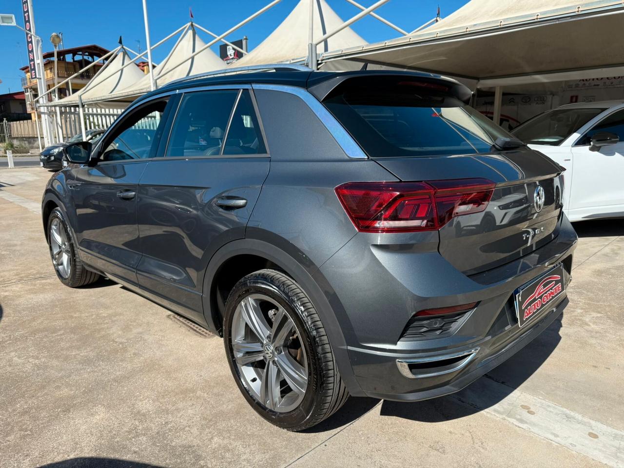 Volkswagen T-Roc 1.6 TDI SCR Style BlueMotion Technology R-LINE