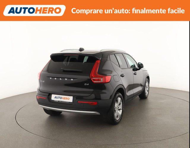 VOLVO XC40 D4 AWD Geartronic Momentum