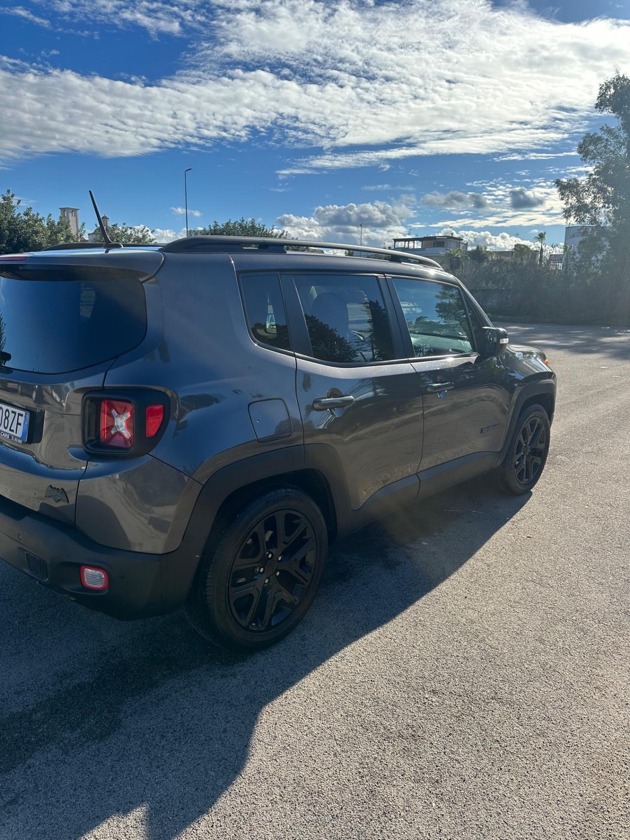 Jeep Renegade 1.6 Mjt 120 CV Dawn of Justice